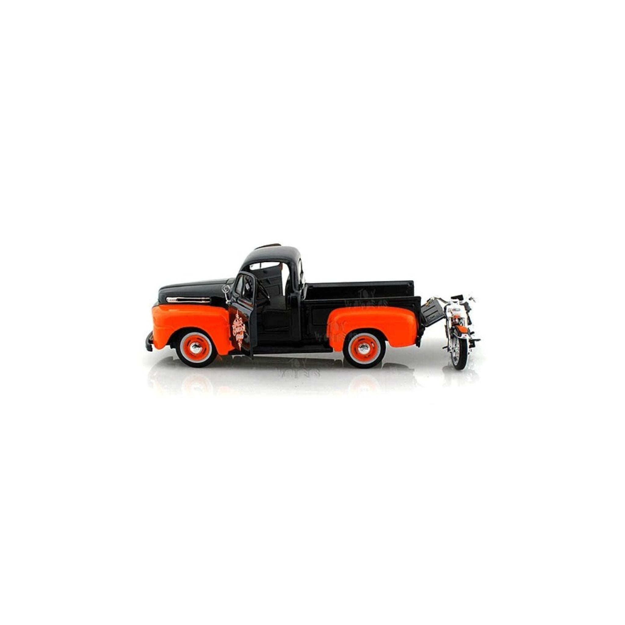 1958 FLH Duo Glide & 1948 Ford F1 P/UP Blk/Org