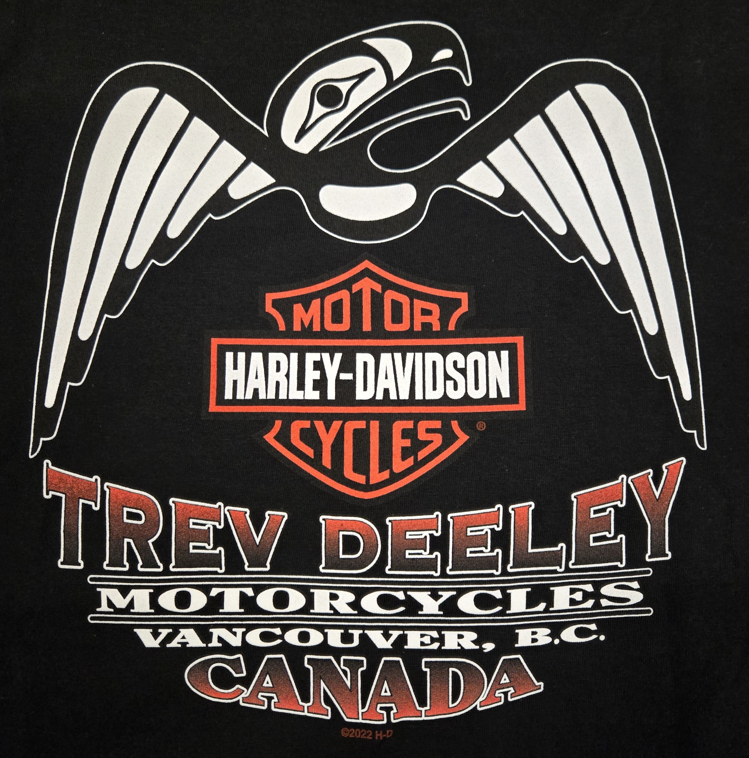 Trademark Label Black T