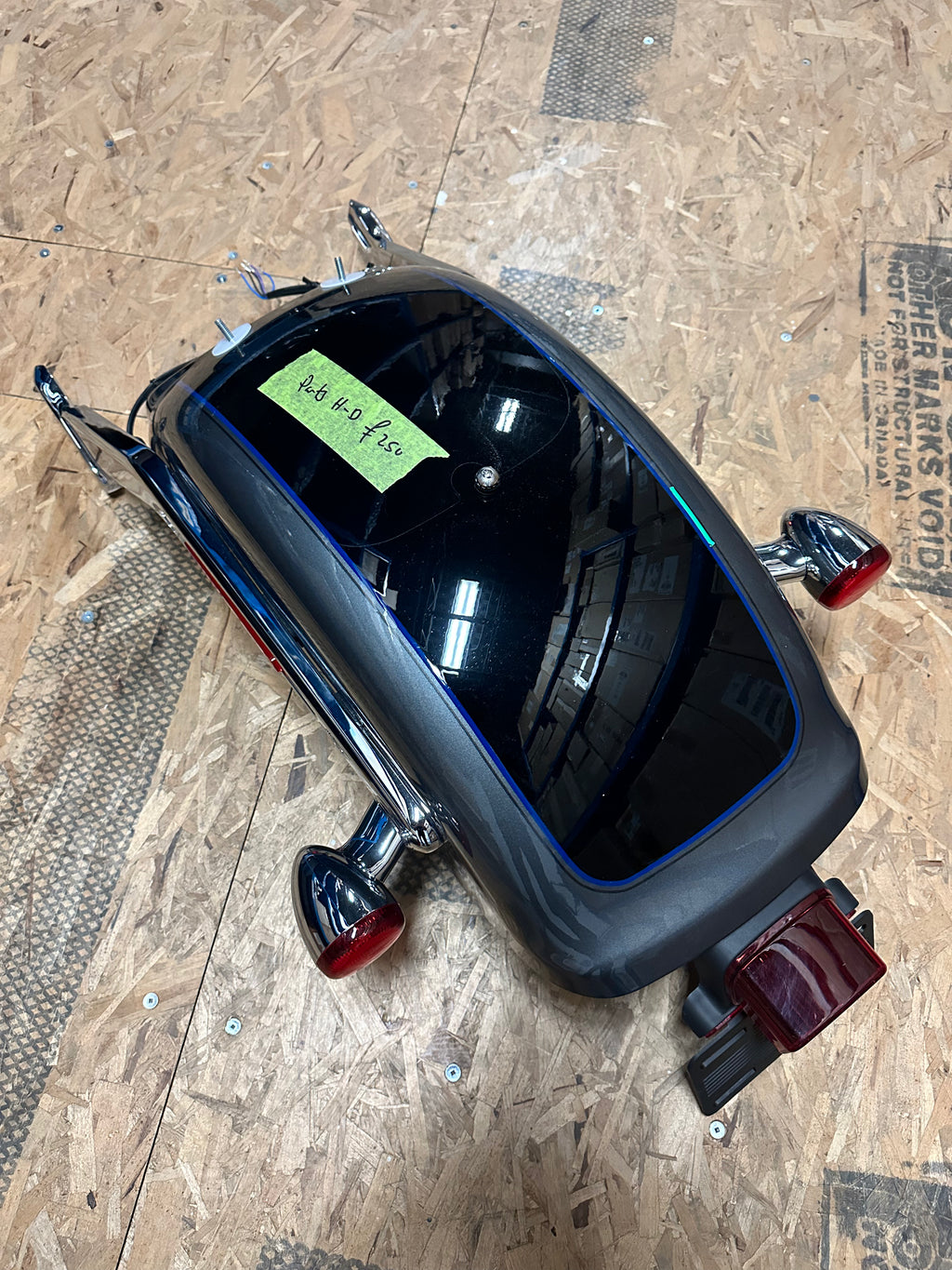 Harley-Davidson Softail Fatboy Rear Fender and Struts