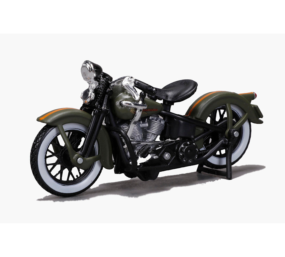 Maisto 1:24 H-D '36 EL Knucklehead + 1950 Chevrolet 3100 PU
