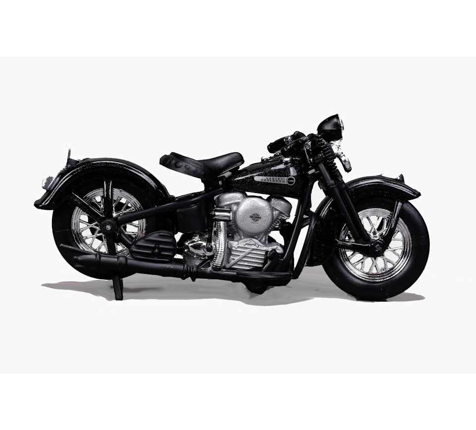 Maisto 1:24 H-D '48 FL Panhead + 1950 Chevrolet 3100 PU